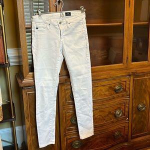 AG skinny white jeans in pristine condition